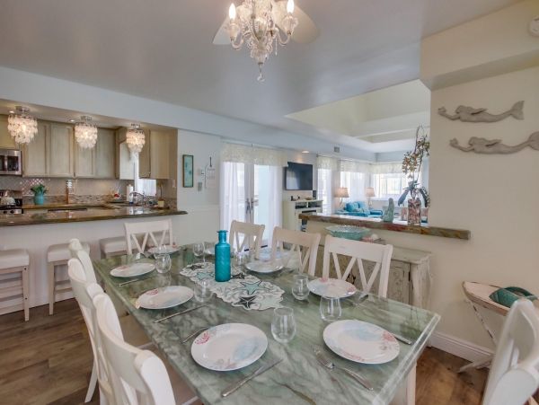 Mission Beach Luxury Three Bedroom Vacation Rental