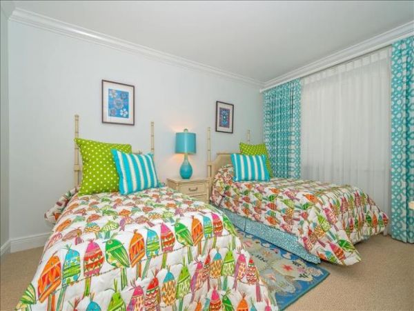 Two Bedroom Beach Condo Sleeps Six with Communal Pool