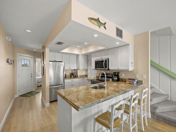 Relaxing Beach Vacation Rental with Unobstructed Gulf Views