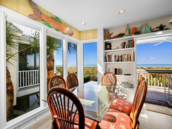 Relaxing Beach Vacation Rental with Unobstructed Gulf Views