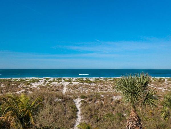 Relaxing Beach Vacation Rental with Unobstructed Gulf Views