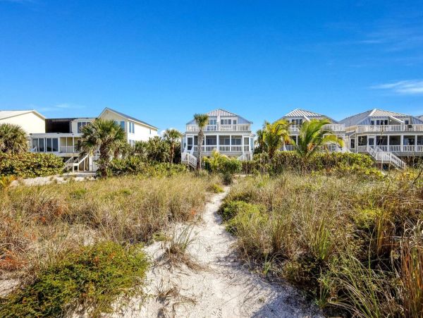 Relaxing Beach Vacation Rental with Unobstructed Gulf Views