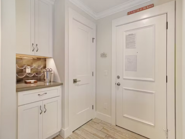 Beach Front Two Bedroom Anna Maria Condo with Communal Pool
