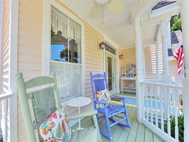 Destin Five Bedroom Vacation Rental Shared Pool Sleeps 12