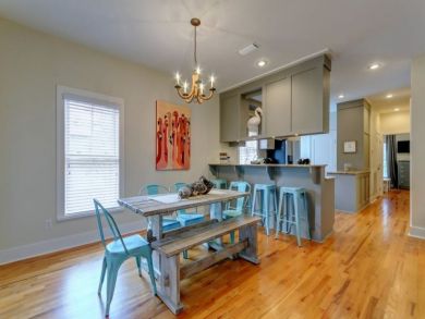 Kitchen & Dining Area