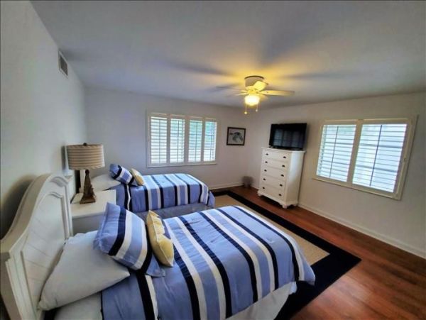 Lido Key Four Bedroom Vacation Home Private Pool