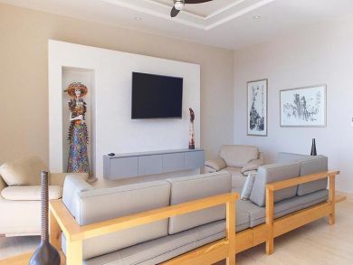 One of the large vacation Villas in Cabo Sleeps 22