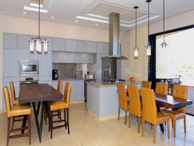 One of the large vacation Villas in Cabo Sleeps 22