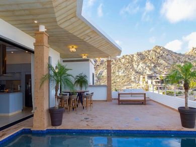 One of the large vacation Villas in Cabo Sleeps 22