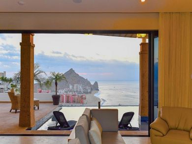 One of the large vacation Villas in Cabo Sleeps 22