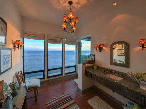 the Ultimate Four Bedroom Villa Come Vacation in Cabo!