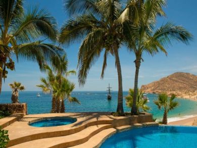 Two Stairways To the Beaches Luxury Villa