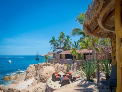 Two Stairways To the Beaches Luxury Villa