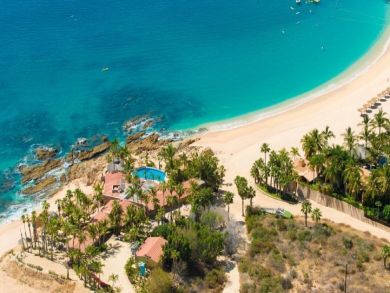 Two Stairways To the Beaches Luxury Villa