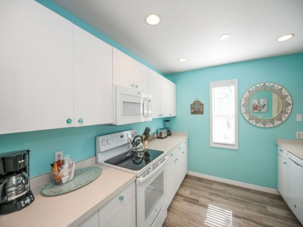 Siesta Key Vacation Condo Two Bedrooms Sleeps Six Guests