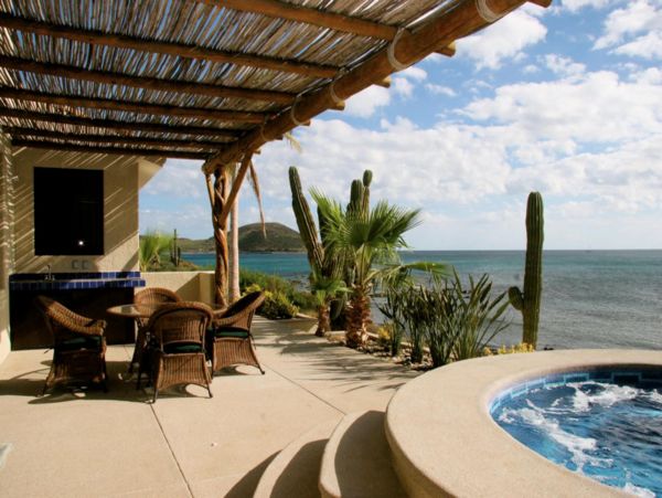 Los Cabos Beach Front Estate Like a Resort