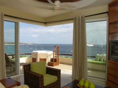 Pool EXCELLENT Interior Great Vacation Location