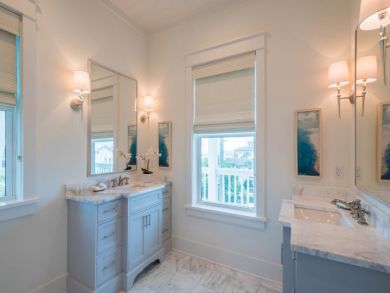 Dual Vanity