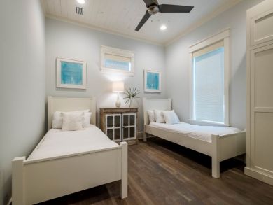 Twin Bedroom