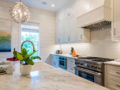Seagrove Large Vacation Home Six Bedrooms and Seven Bathrooms