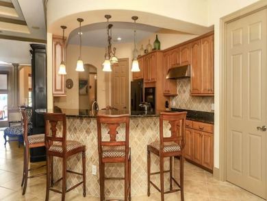 Kitchen Bar