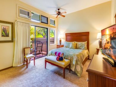 Bedroom - King bed