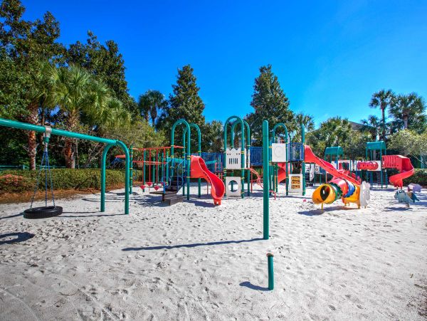 Luxury Destin Vacation Rental - Five Bedroom Home Walk to Beach