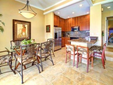 Kitchen & Dining Area