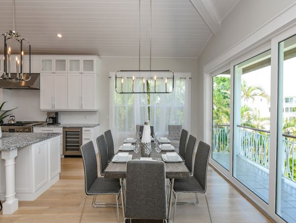Stunning 4 Bedroom Canal Front Home with Private Pool