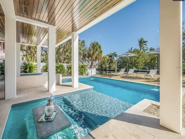 Stunning 4 Bedroom Canal Front Home with Private Pool