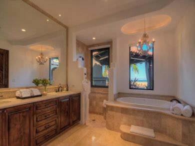 Luxury Vacation Villa Short Walk to Beach Gated Community