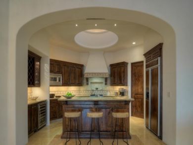 Luxury Vacation Villa Short Walk to Beach Gated Community