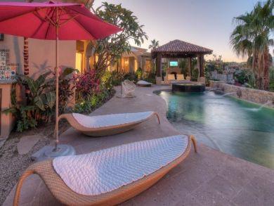 Luxury Vacation Villa Short Walk to Beach Gated Community