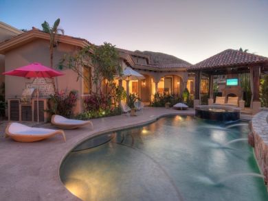 Luxury Vacation Villa Short Walk to Beach Gated Community