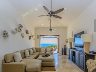 We Love This Villa a Popular Vacation Home We Love This Villa a Popular Vacation Home