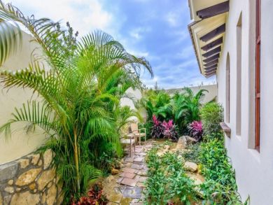 We Love This Villa a Popular Vacation Home We Love This Villa a Popular Vacation Home