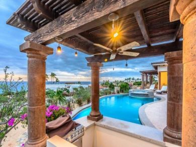 We Love This Villa a Popular Vacation Home We Love This Villa a Popular Vacation Home
