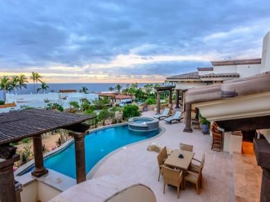We Love This Villa a Popular Vacation Home We Love This Villa a Popular Vacation Home