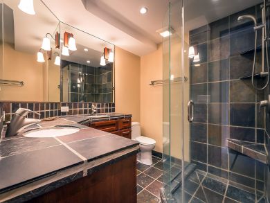Bathroom - Walk in shower