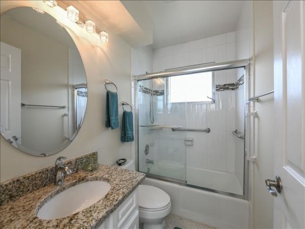 Siesta Key Beachfront Three Bedroom Villa Communal Pool