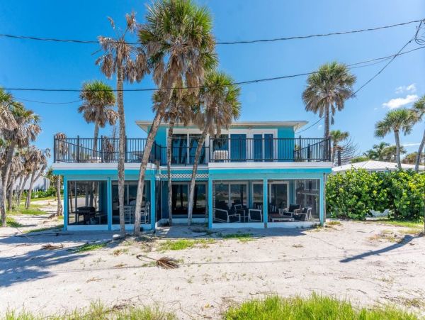 Manasota Key Beachfront Vacation Rental - Luxury Gulf-Front Home with Pool & Ocean Views