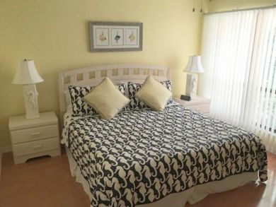 Master bedroom - King bed