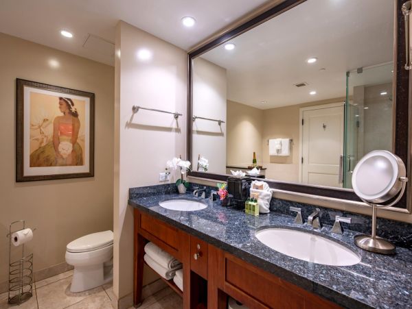 One Bedroom Beach Condo Communal Pool Sleeps Four Guests