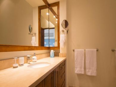 Wow one of the Best Five Bedroom Rentals Take a Peek