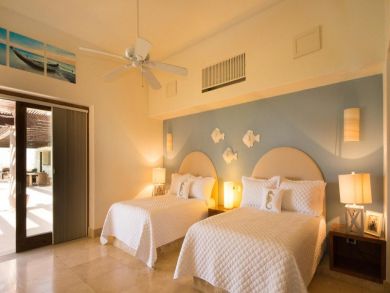Wow one of the Best Five Bedroom Rentals Take a Peek