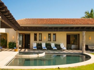 Wow one of the Best Five Bedroom Rentals Take a Peek