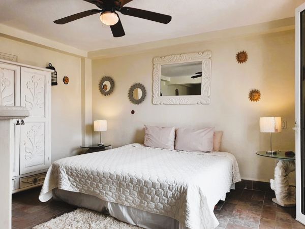 Seven Bedrooms, A Palace of a Villa Perfect for Events!