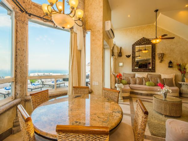 Seven Bedrooms, A Palace of a Villa Perfect for Events!