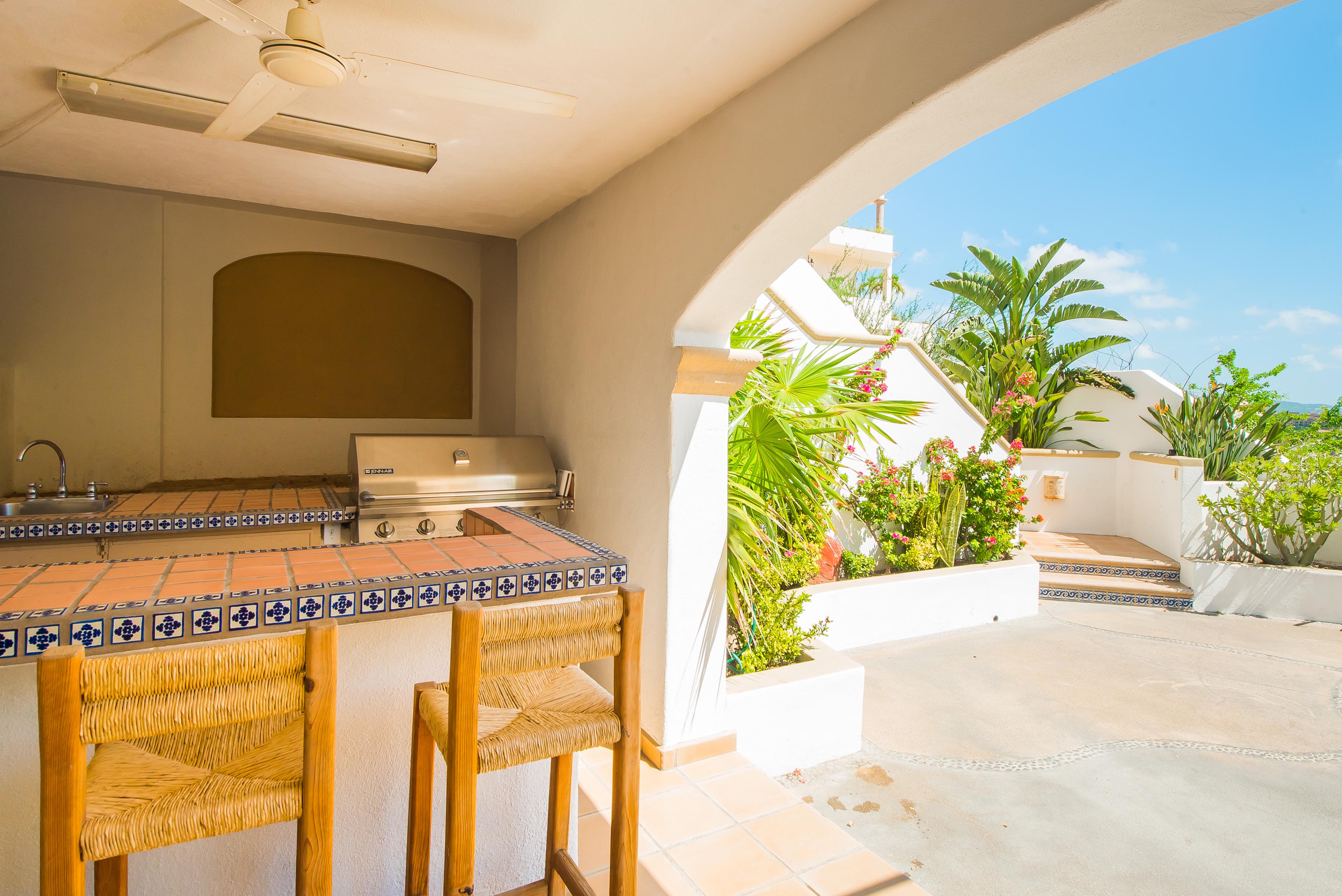 Six Bedroom Cool Luxury Villa - additional view, photo 3