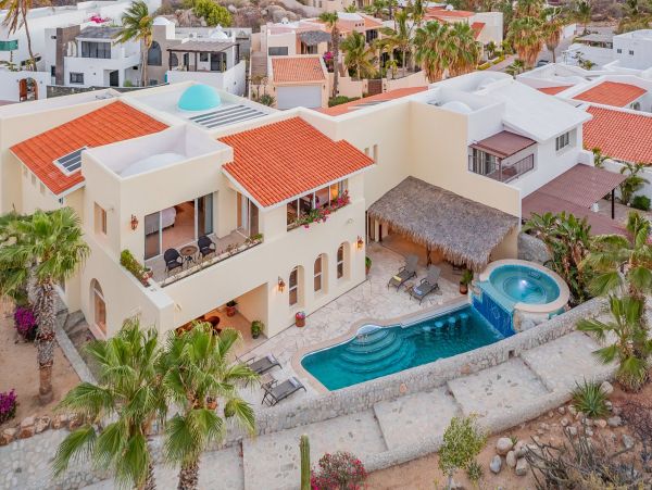 Great Swimming Pool Family will Love this Villa